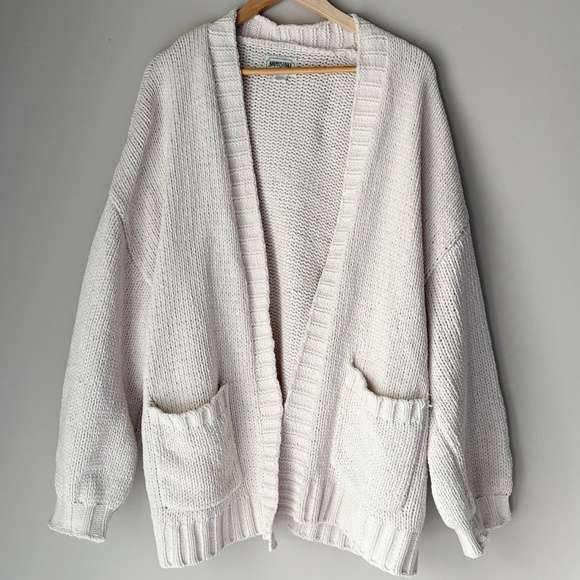 American Eagle Chenille Oversized Cardigan - Picture 1 of 6